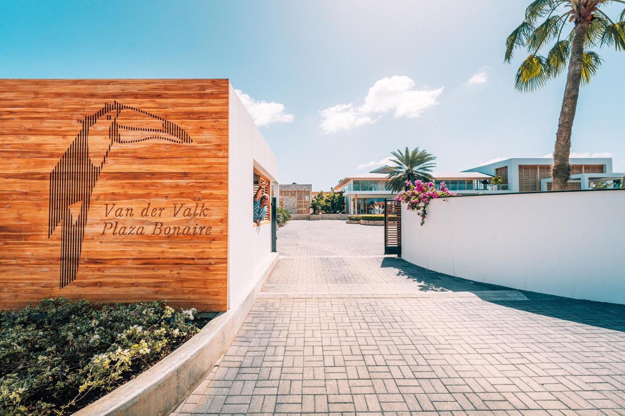 קרלנדיק Van Der Valk Plaza Beach & Dive Resort Bonaire מראה חיצוני תמונה